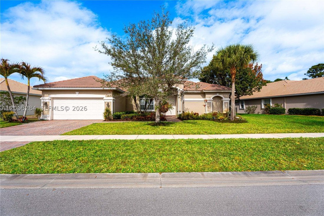 House in Stuart, Florida, United States 3 - 18653718