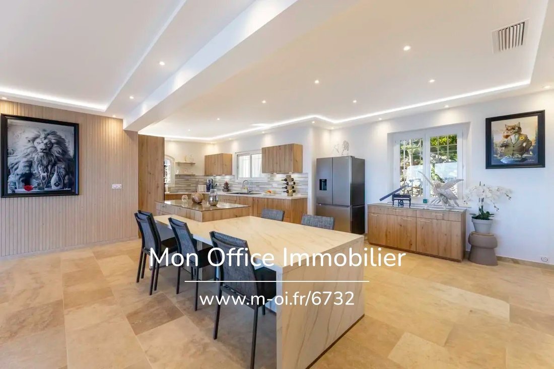 Villa in Les Issambres, Roquebrune-sur-Argens, France 5 - 18654094