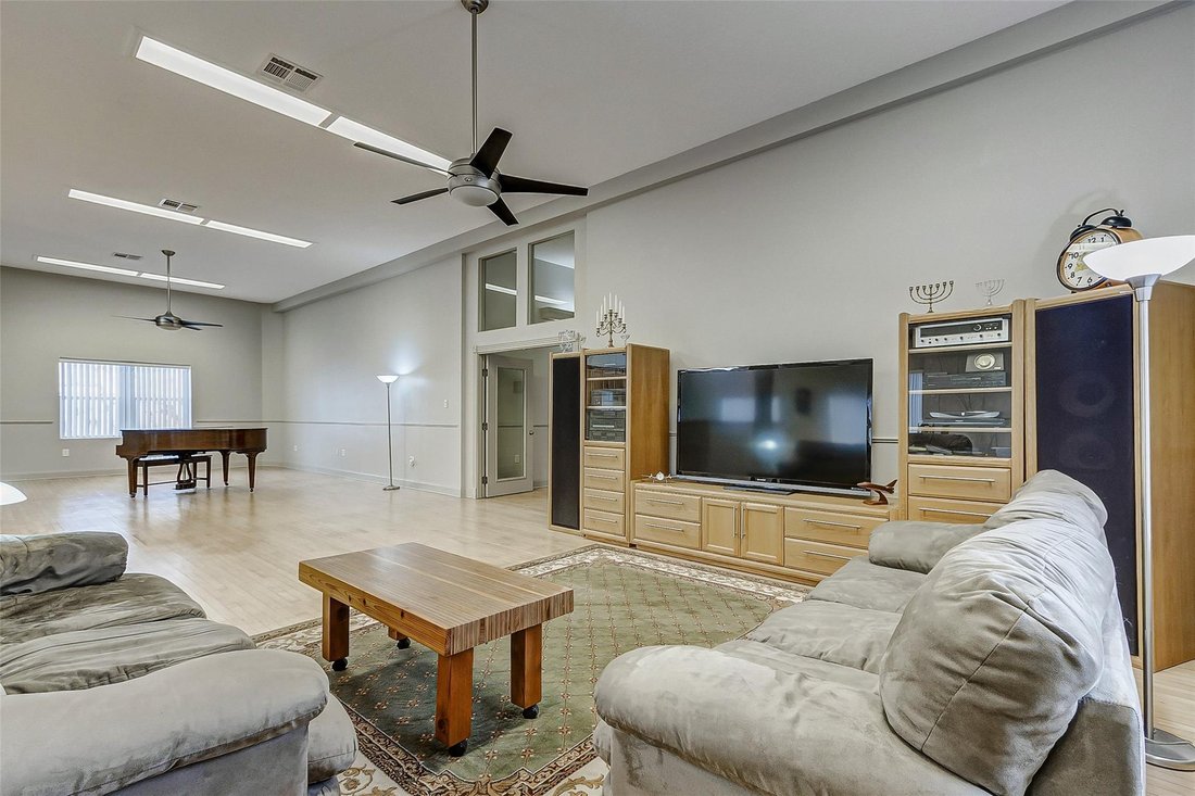 House in Baytown, Texas, United States 4 - 18654870