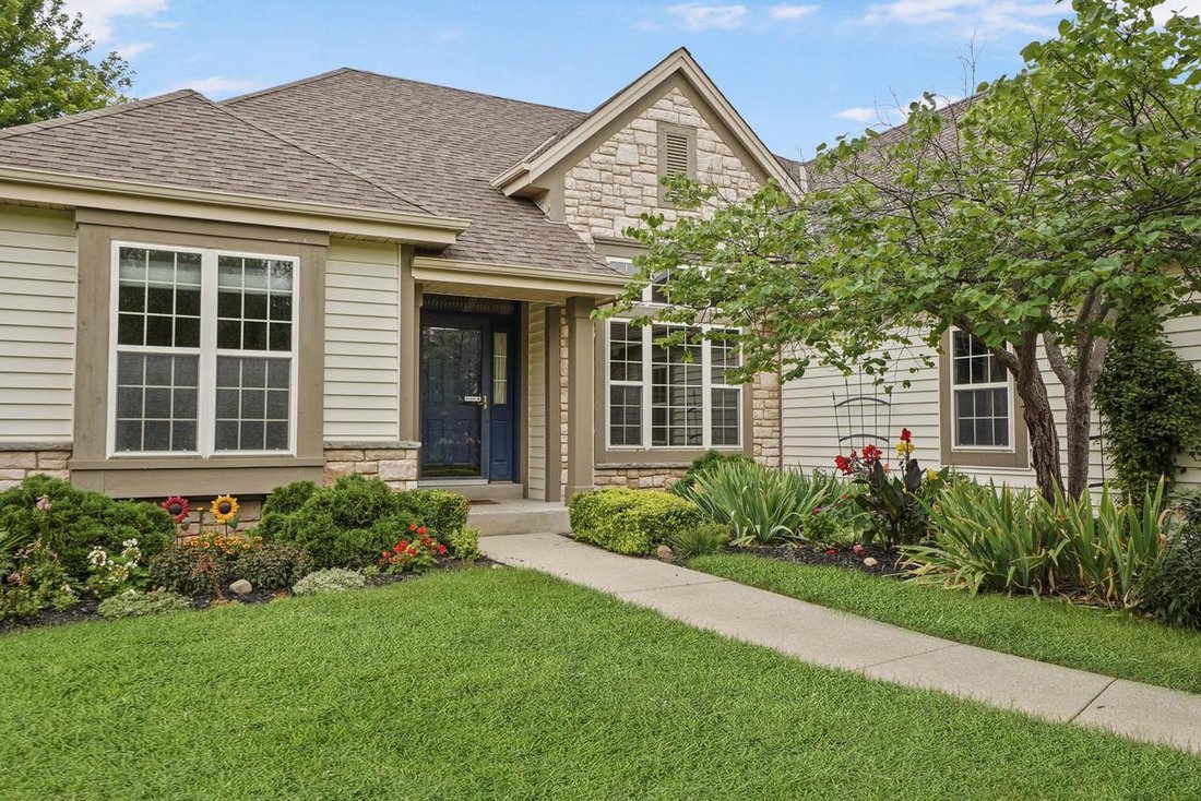 House in Waukesha, Wisconsin, United States 4 - 18650659