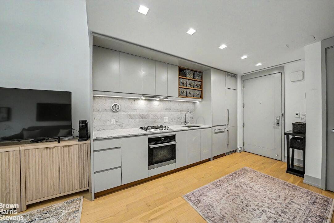 Condo in New York, New York, United States 3 - 18653660