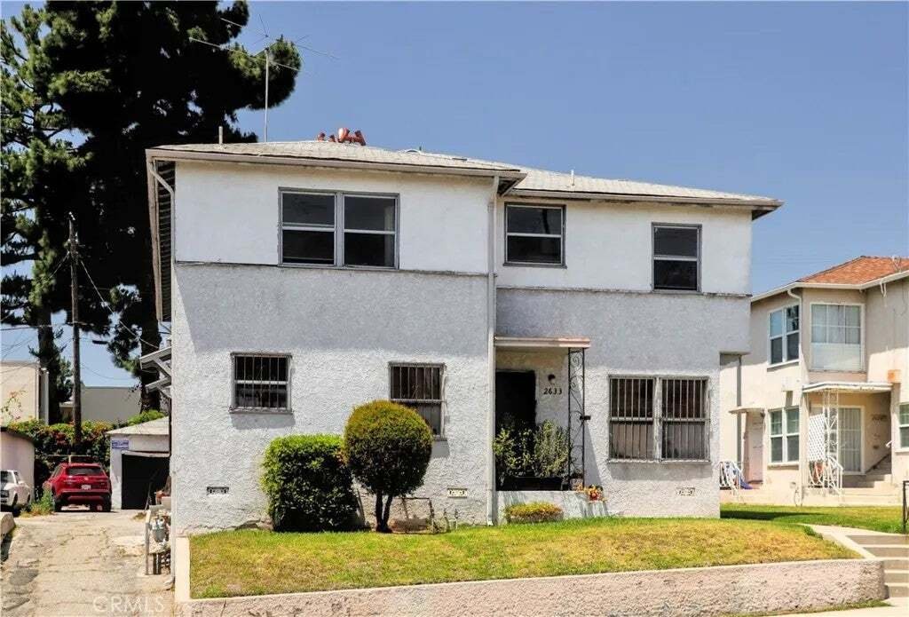 Los Angeles, California, United States 1 - 18654427