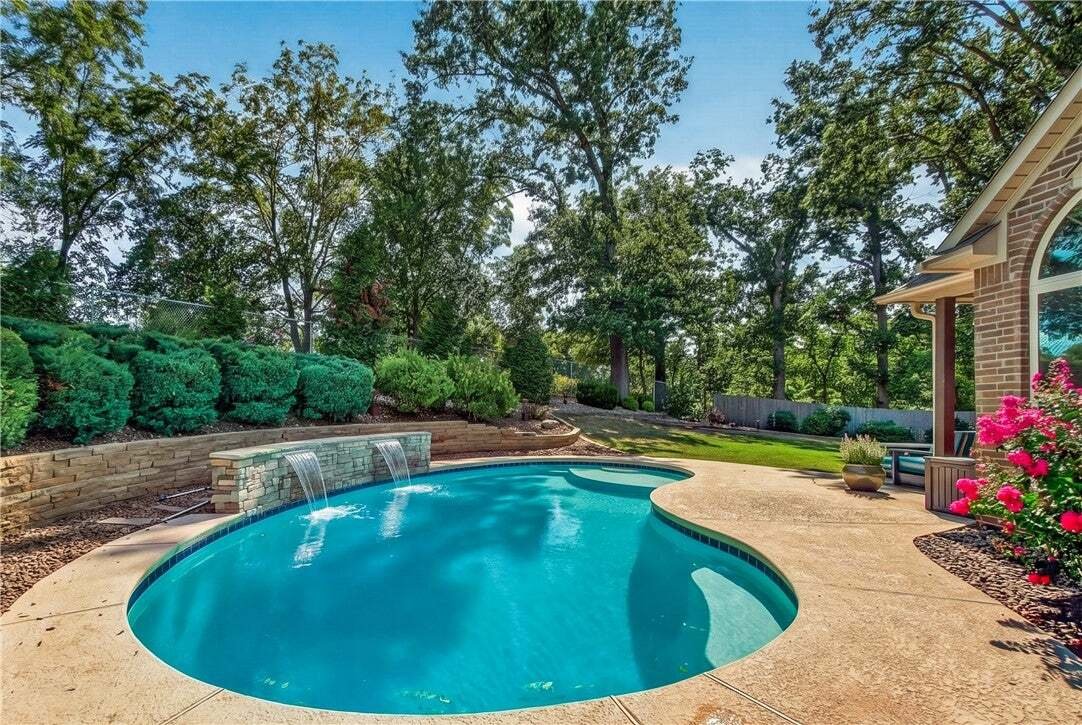 House in Cave Springs, Arkansas, United States 2 - 18651030