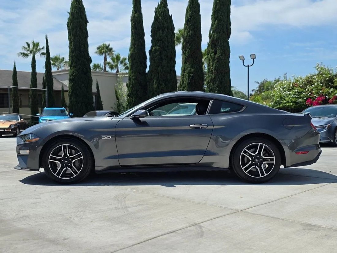 Coupe in San Diego, CA, United States 5 - 18655576