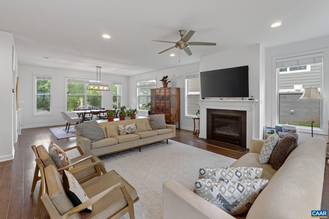 House in Charlottesville, Virginia, United States 3 - 18656348