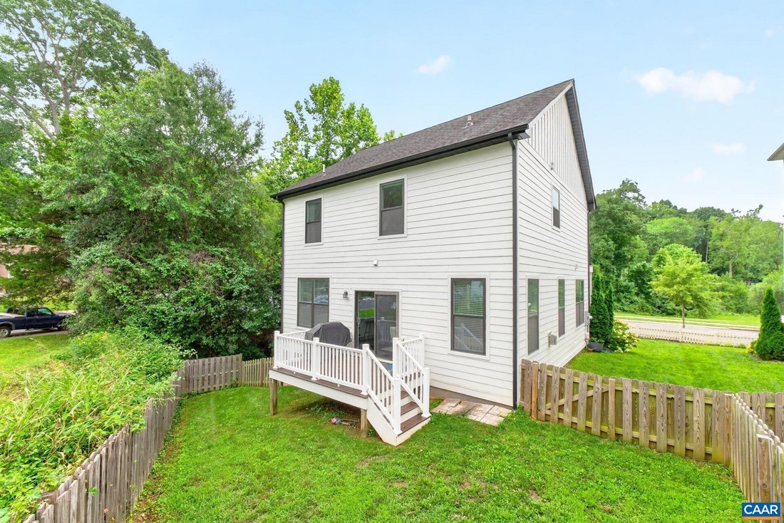 House in Charlottesville, Virginia, United States 3 - 18656348
