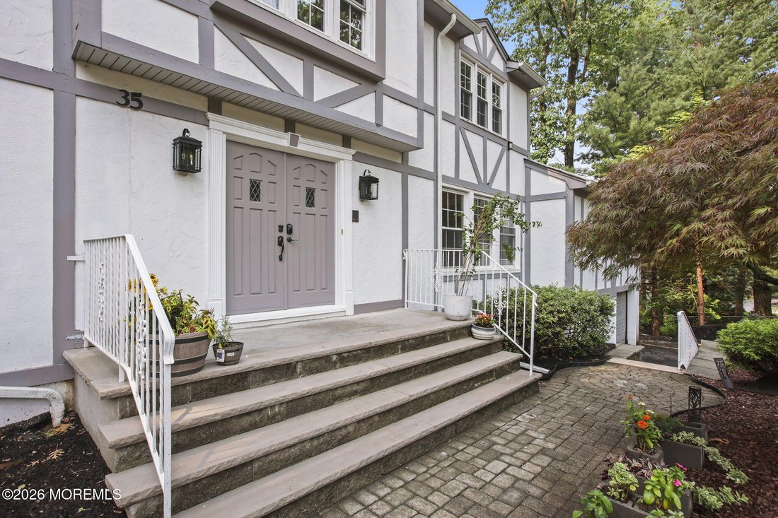House in Marlboro Township, New Jersey, United States 3 - 18656318