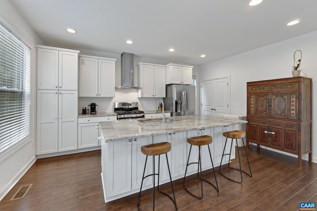 House in Charlottesville, Virginia, United States 4 - 18656348