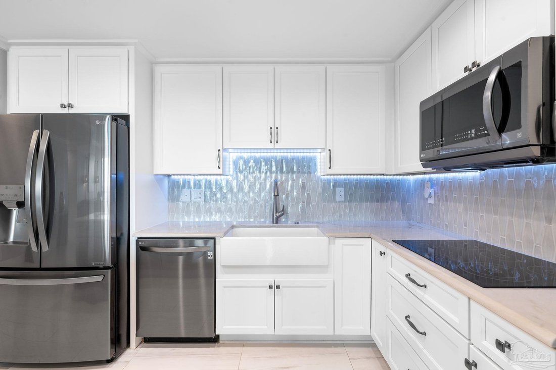 Condo in Gulf Breeze, Florida, United States 3 - 18656340