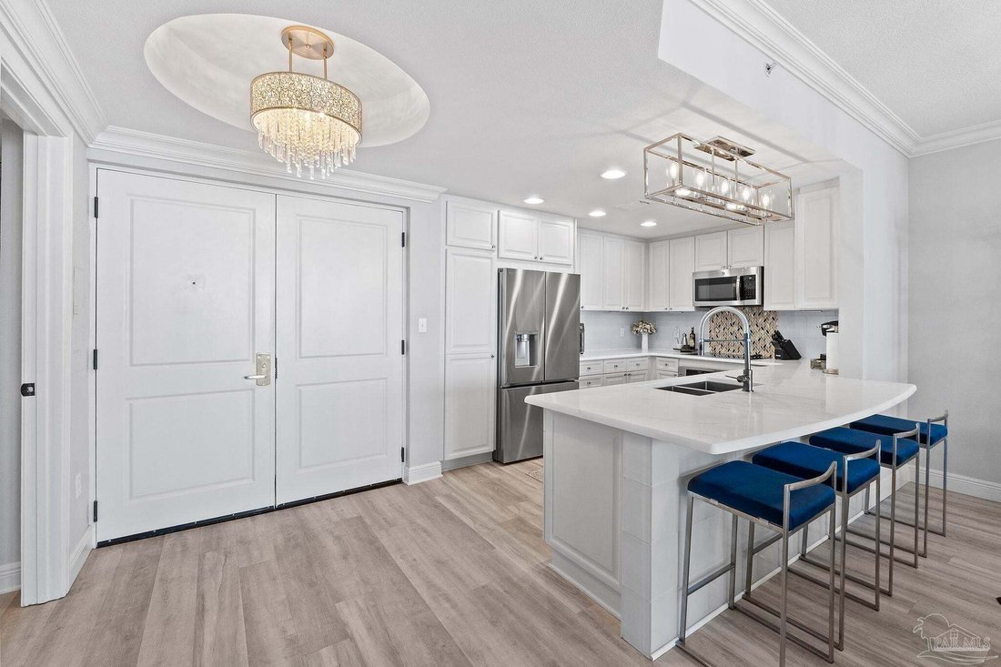 Condo in Gulf Breeze, Florida, United States 2 - 18656353