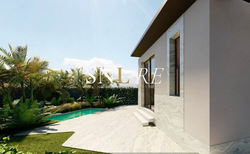 Villa in Vittoria Apuana, Forte dei Marmi, Tuscany 1