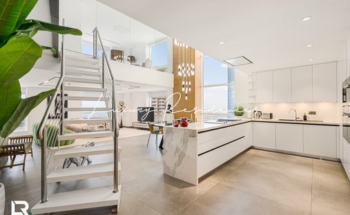 Apartment in Jumeirah Beach Residence, Dubai, United Arab Emirates 1