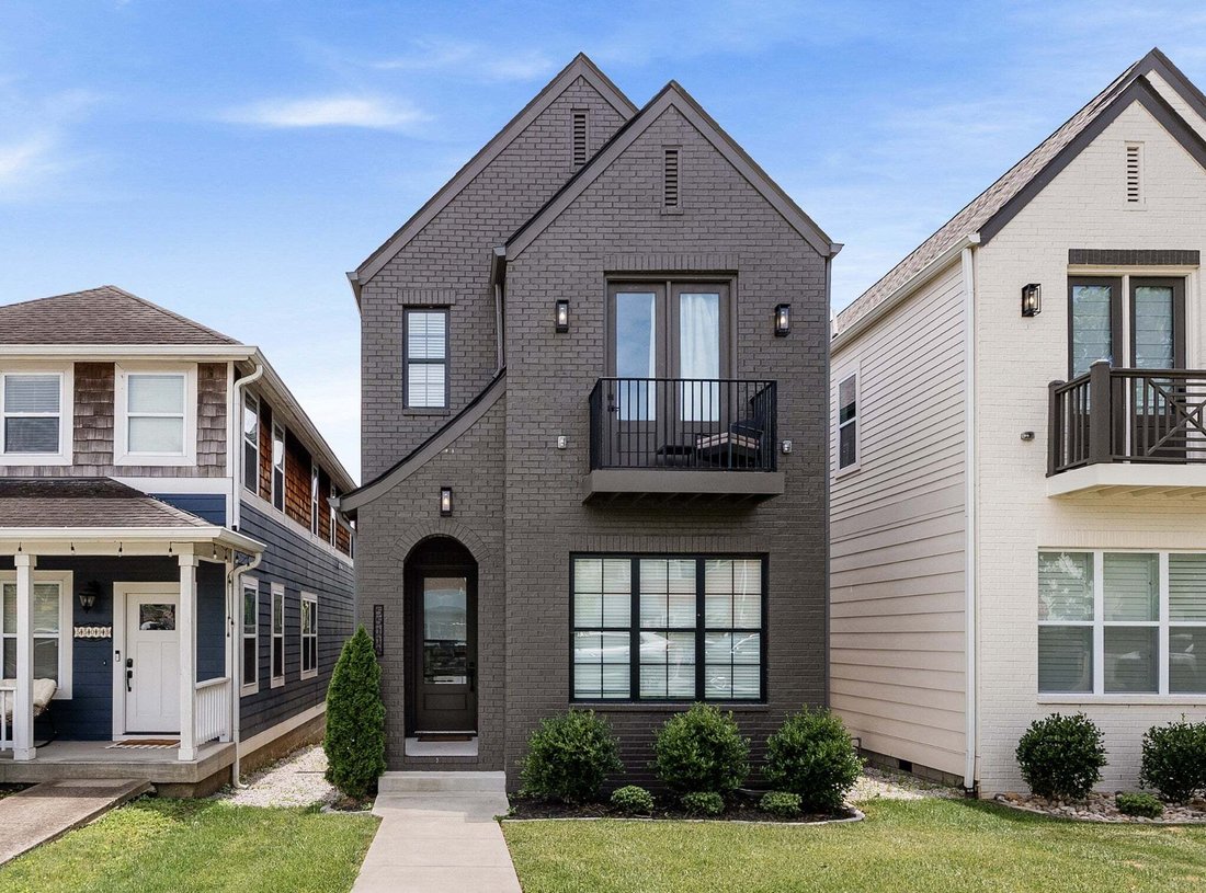 Co Op in Nashville, Tennessee, United States 1 - 18657185