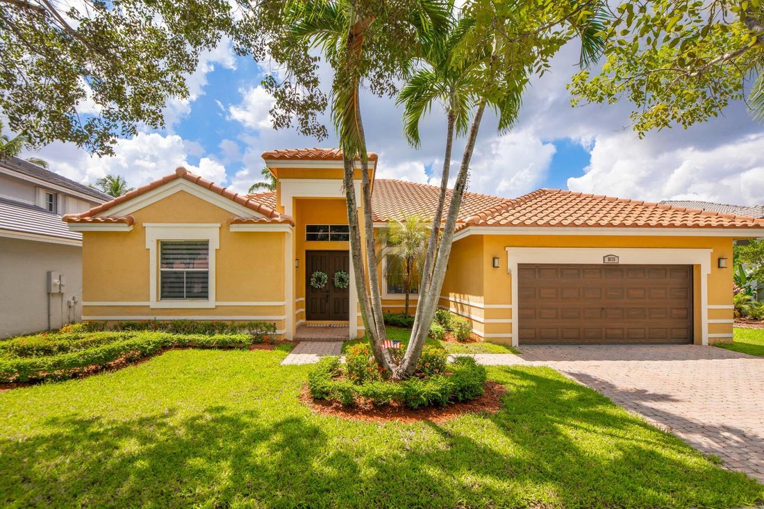 House in Weston, Florida, United States 3 - 18656869