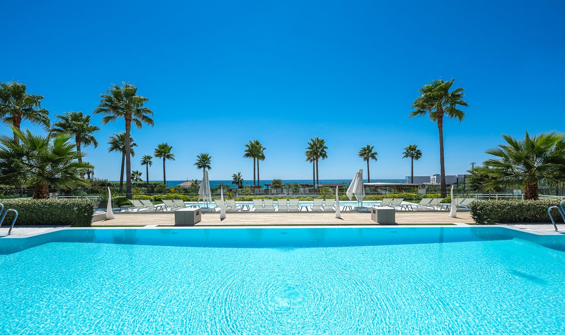 Apartment in Estepona, Andalusia, Spain 1 - 18657531