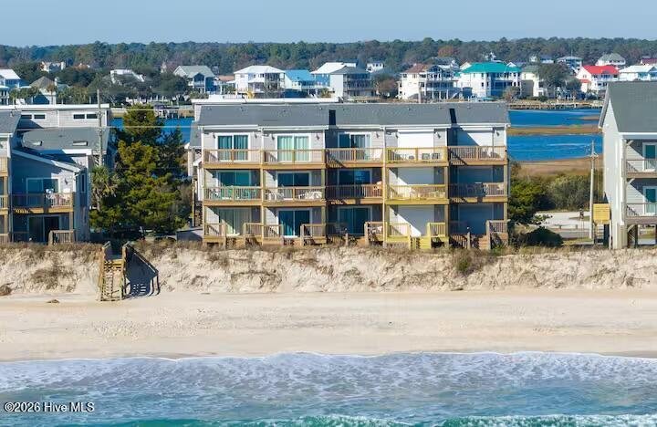 Townhouse in North Topsail Beach, North Carolina, United States 2 - 18657453