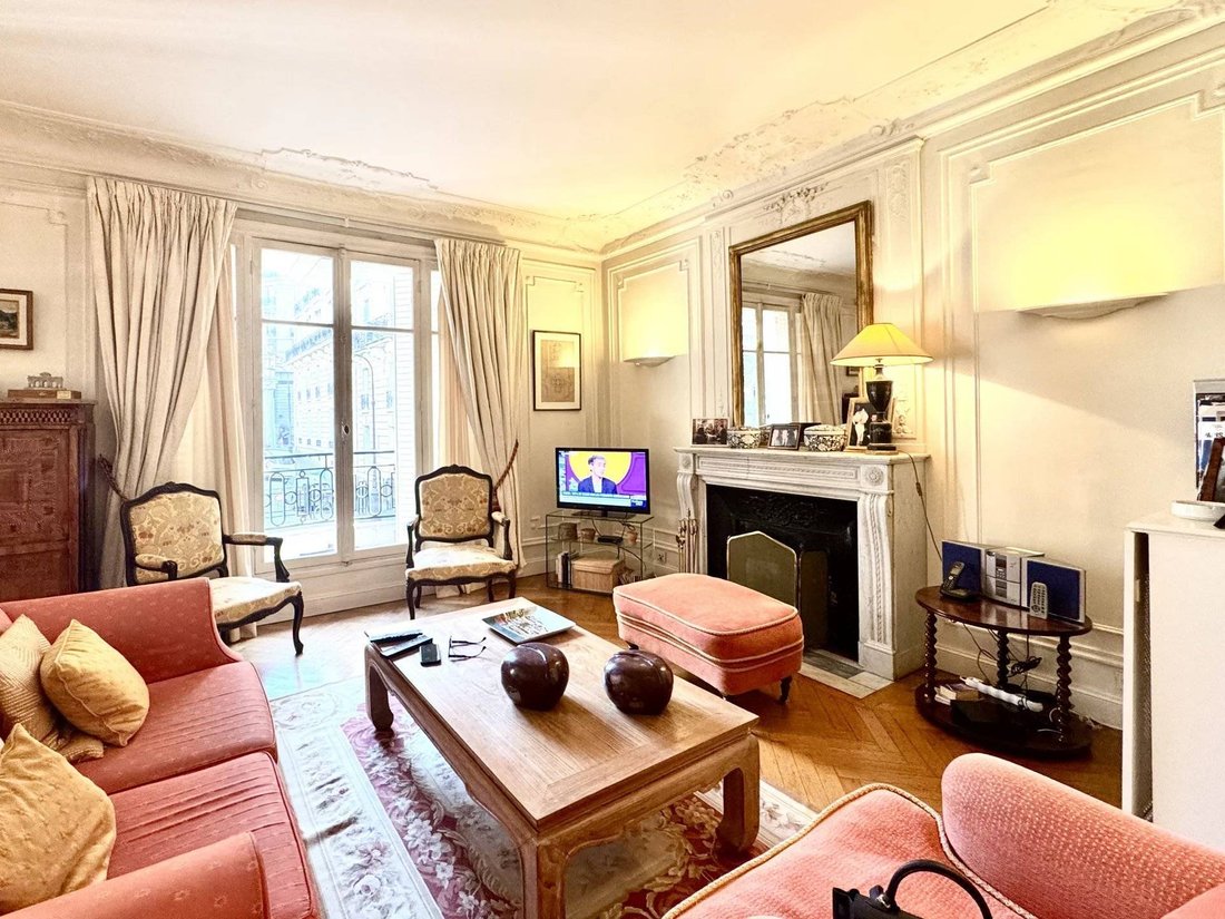 Apartment in Muette Sud, Paris 16e Arrondissement, Paris 1 - 15868893