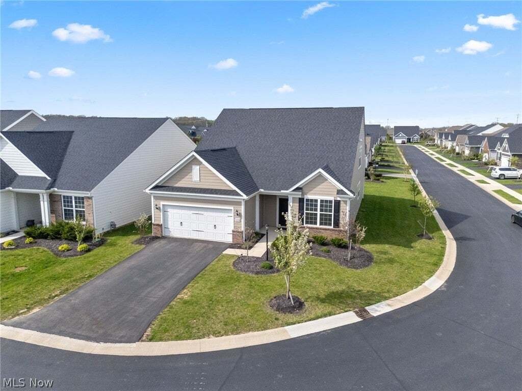 Condo in Powell, Ohio, United States 2 - 18656632