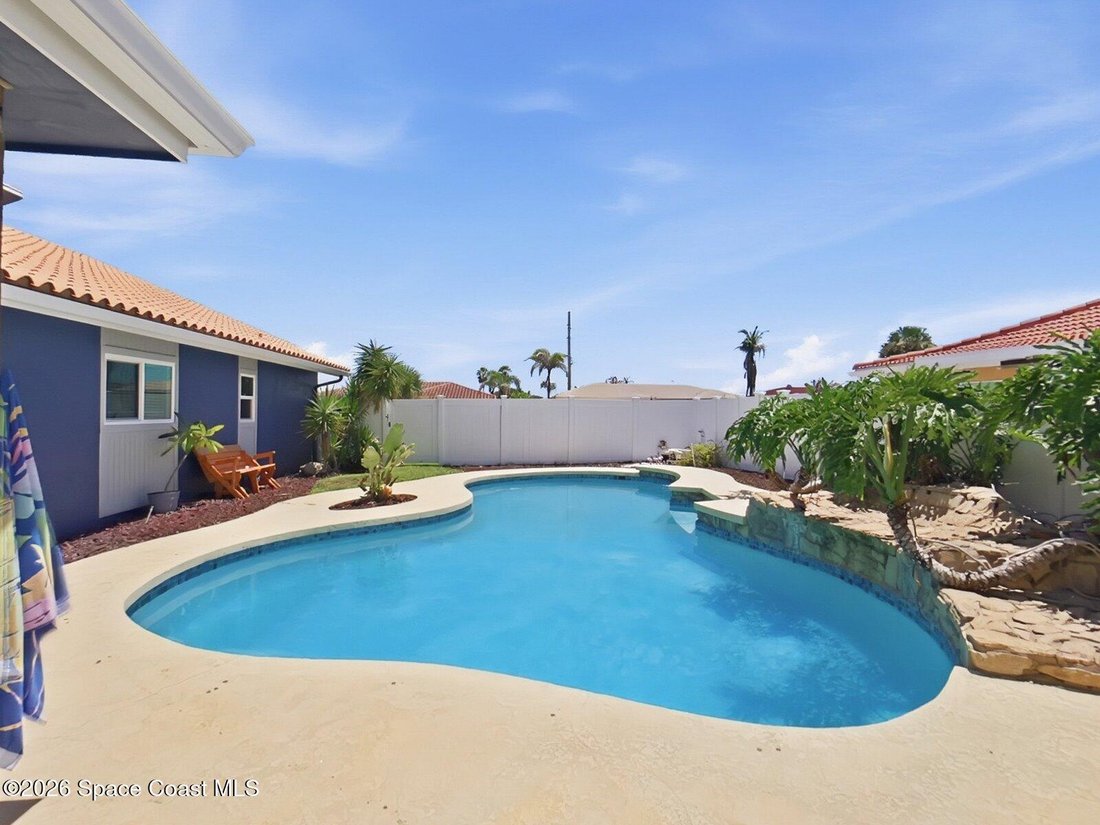 House in Indian Harbour Beach, Florida, United States 2 - 18656366