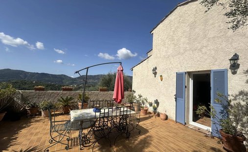 House in Berre-les-Alpes, Provence-Alpes-Côte d'Azur, France 1