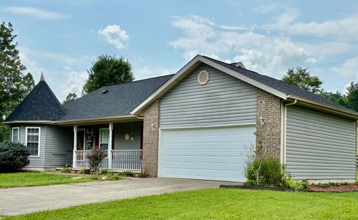 House in Rogers Location, Kentucky, United States 1