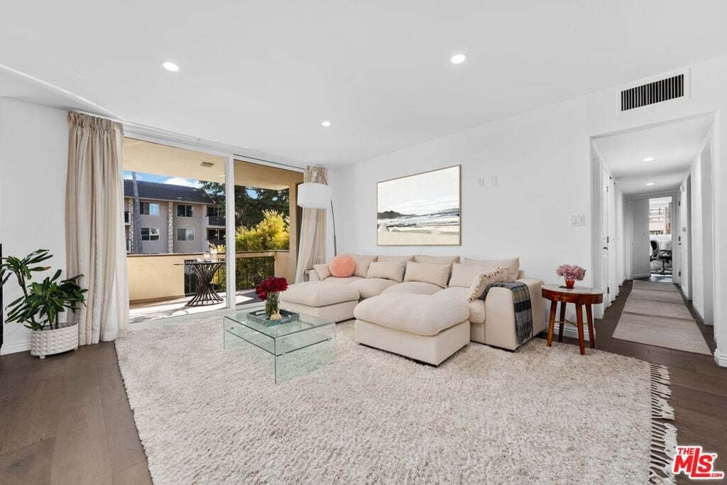 Condo in Santa Monica, California, United States 3 - 18657237