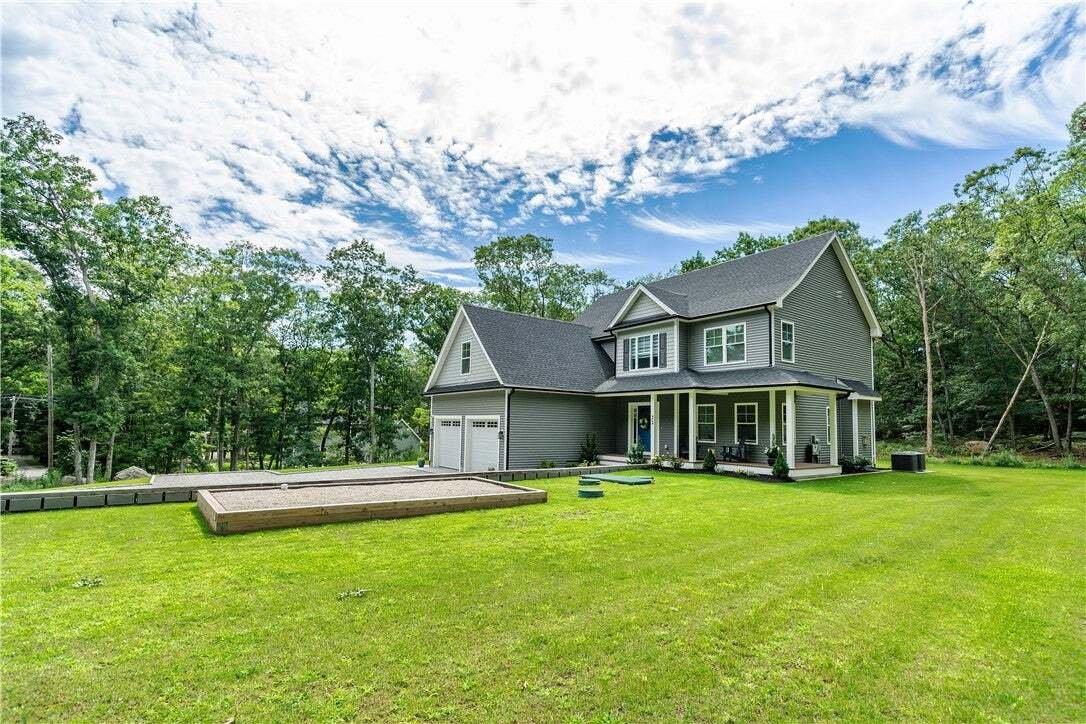House in Warwick, Rhode Island, United States 4 - 18656477