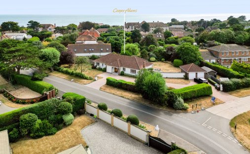 Bungalow in East Preston, England 1