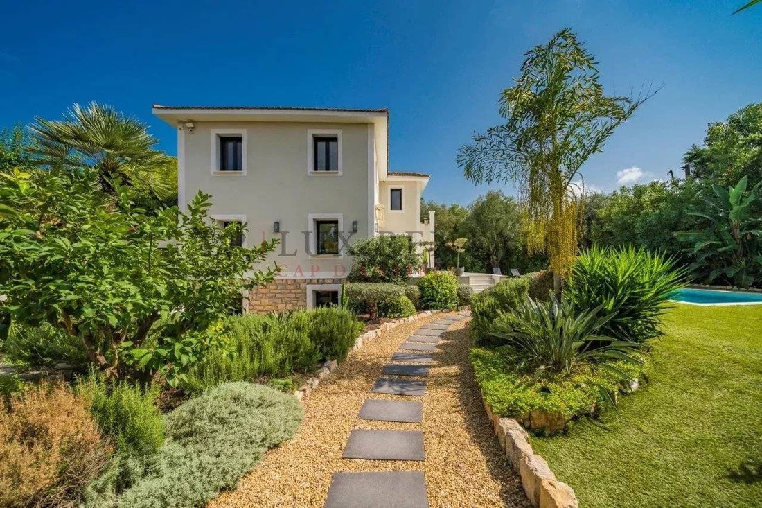 House in Fontmerle, Antibes, France 2 - 15617745