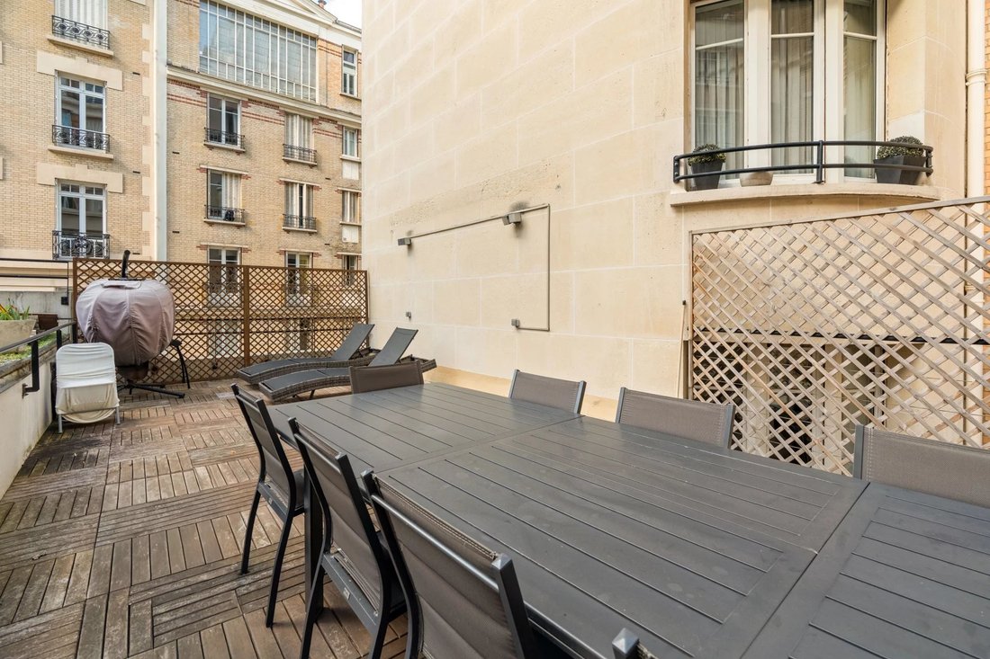 Apartment in Bois de Boulogne, Paris 16e Arrondissement, Paris 2 - 18657520