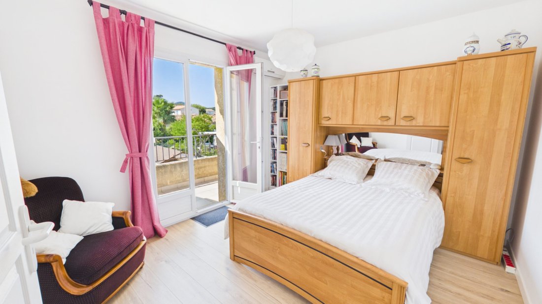 Maison à La Crau, Provence-Alpes-Côte d'Azur, France 5 - 18565477