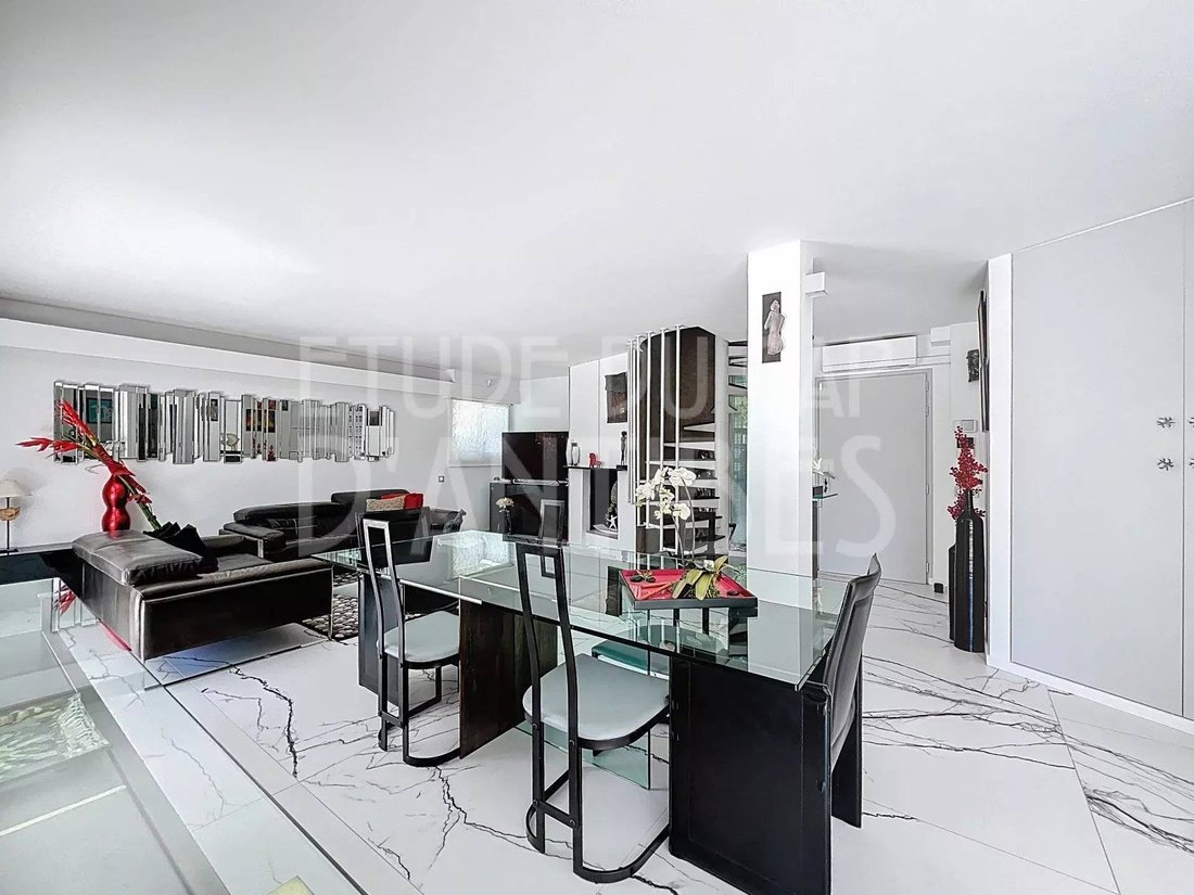 Villa in Fontmerle, Antibes, France 4 - 16195570