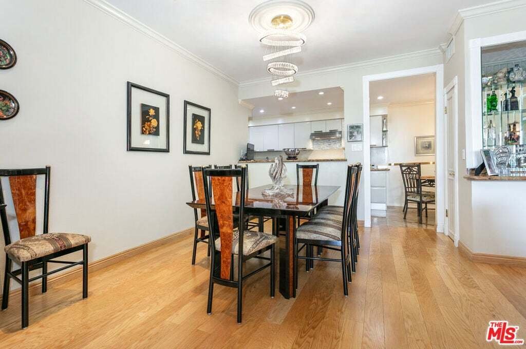 Condo in Los Angeles, California, United States 5 - 18657283