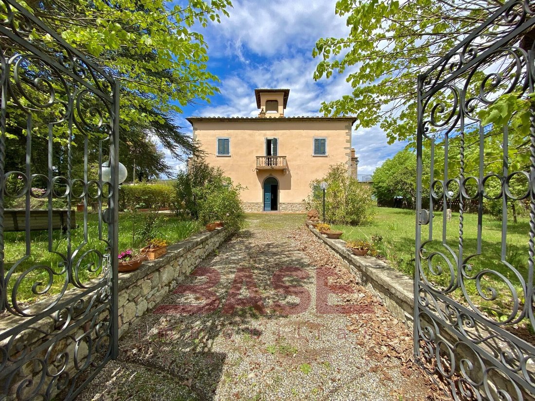 Villa in Montecatini Val di Cecina, Tuscany, Italy 2 - 18657621