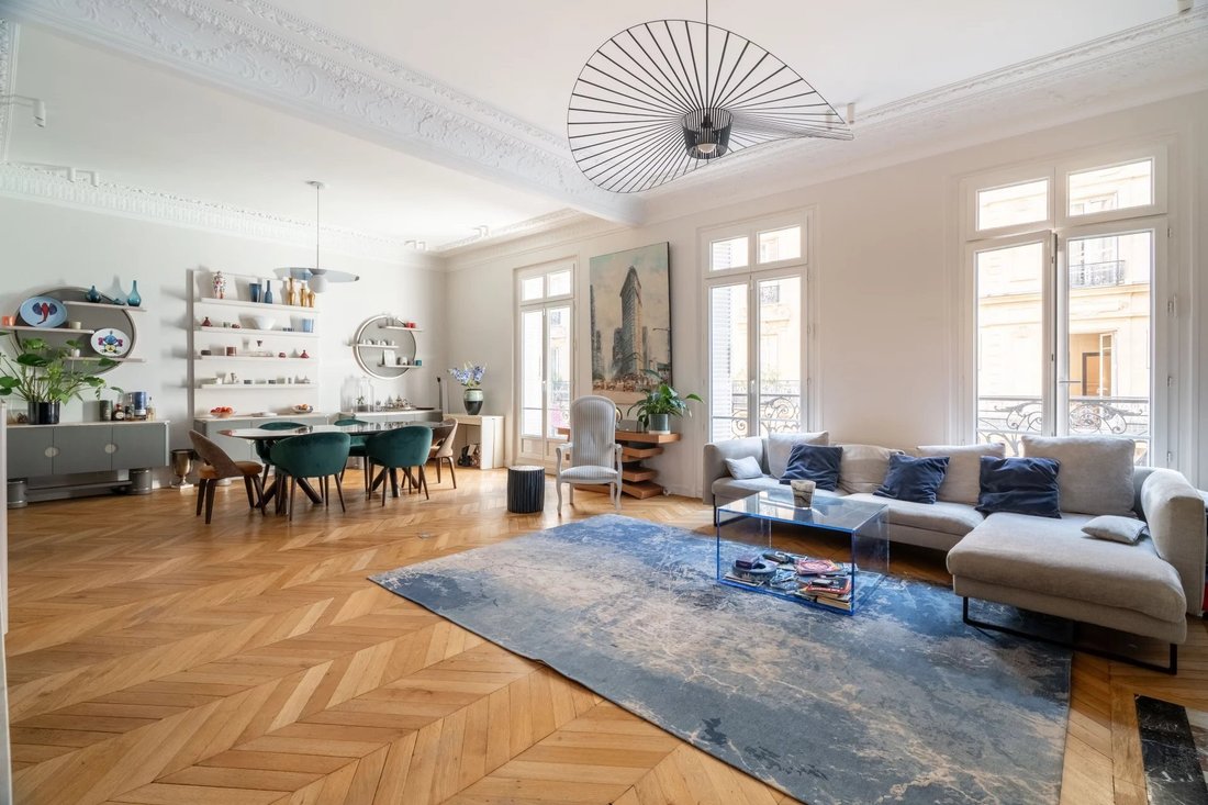 Apartment in Bois de Boulogne, Paris 16e Arrondissement, Paris 2 - 18657447