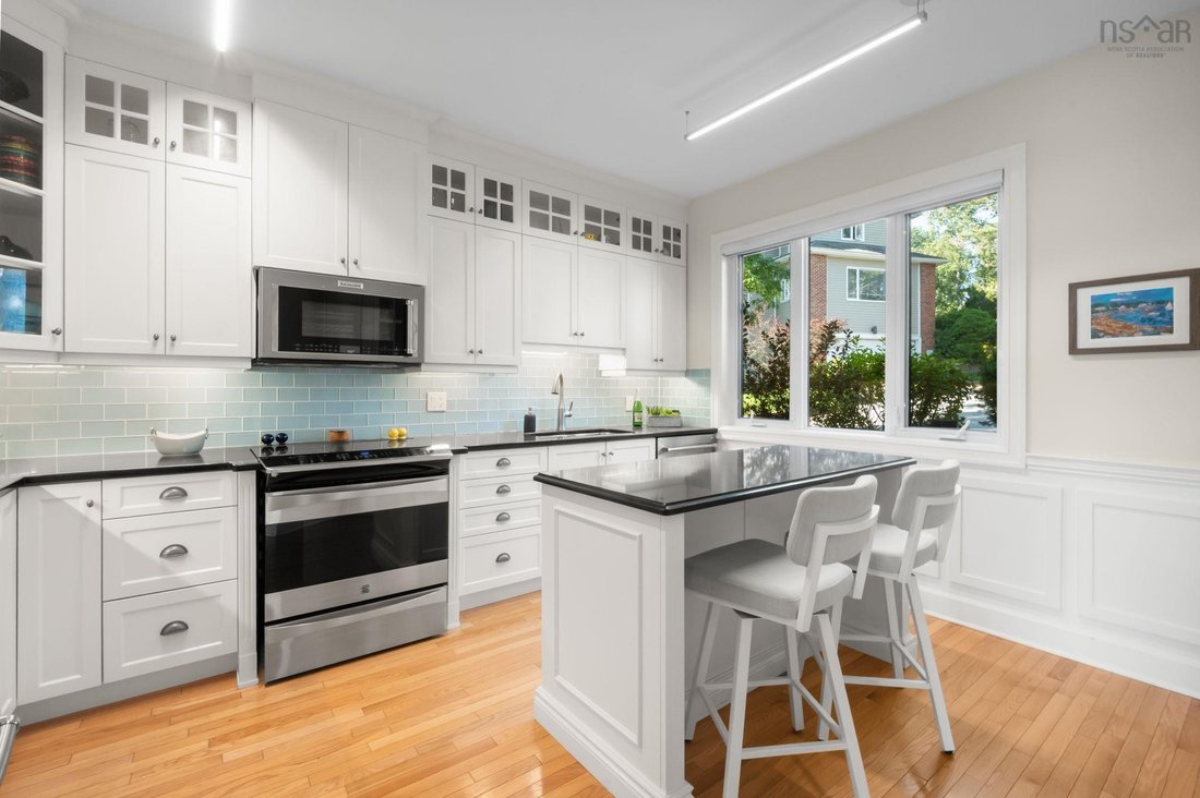 Condo in Halifax, Nova Scotia, Canada 4 - 18657731