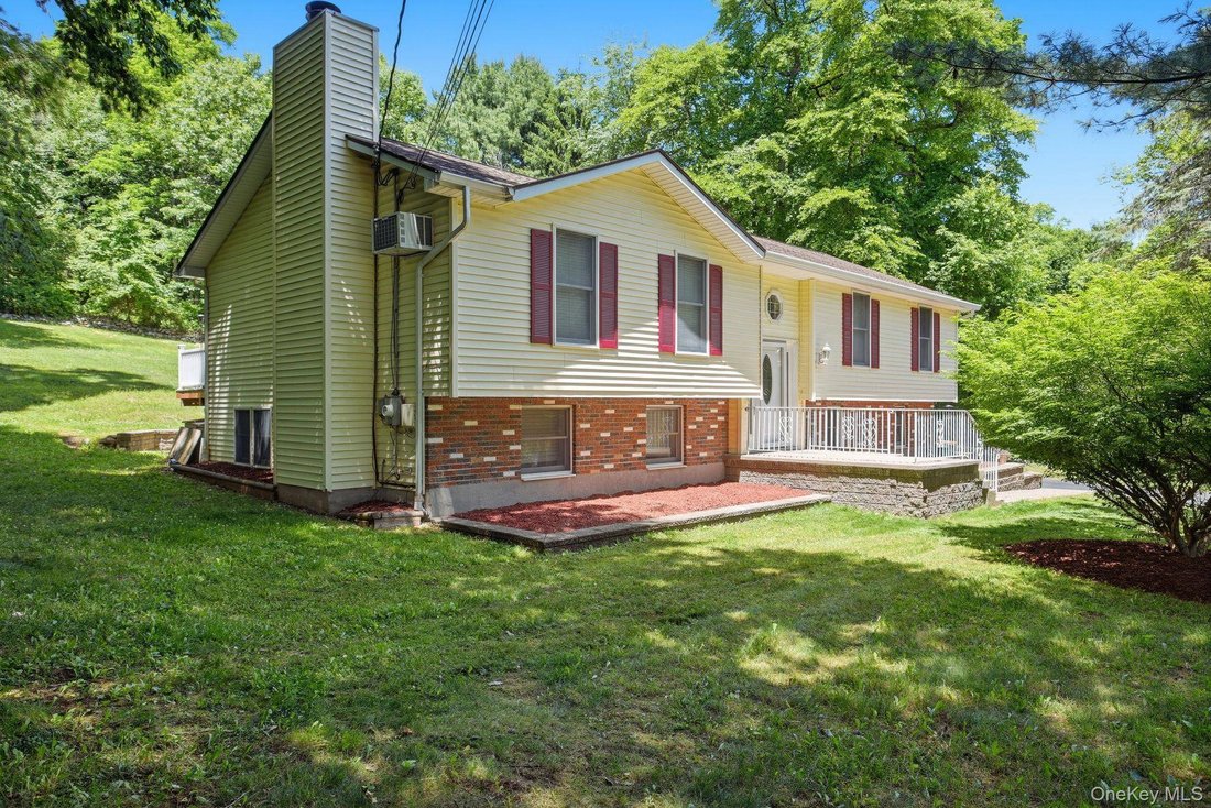 House in Carmel Hamlet, New York, United States 2 - 18656490
