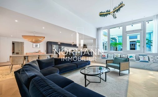 Apartment in Plateau Ouest, Suresnes, France 1