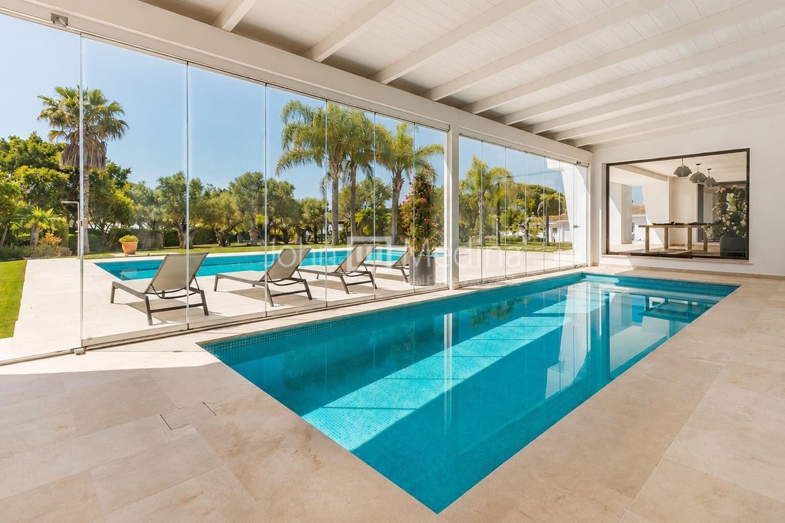 Villa in Sotogrande, San Roque, Andalusia 2 - 18656704