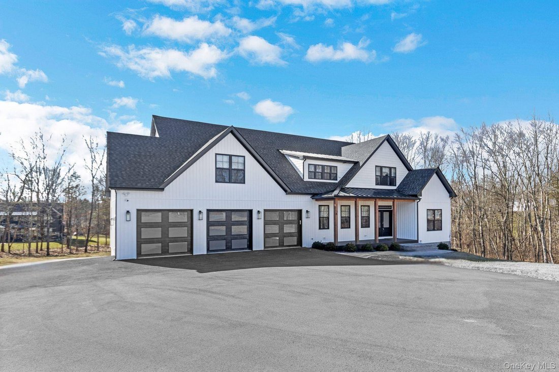 House in Spackenkill, New York, United States 2 - 18656550