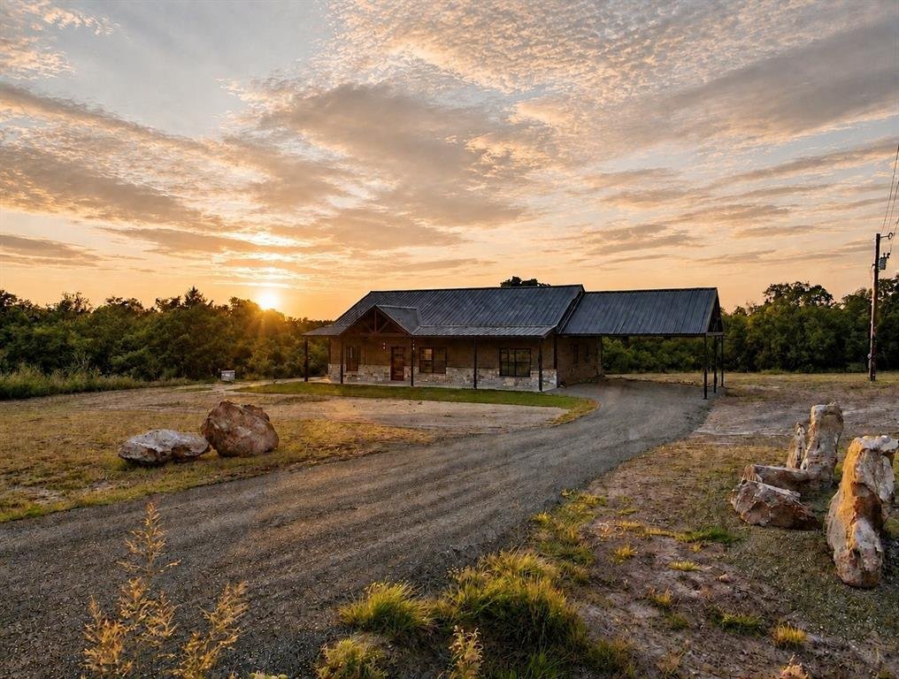 House in Alvord, Texas, United States 1 - 18340667