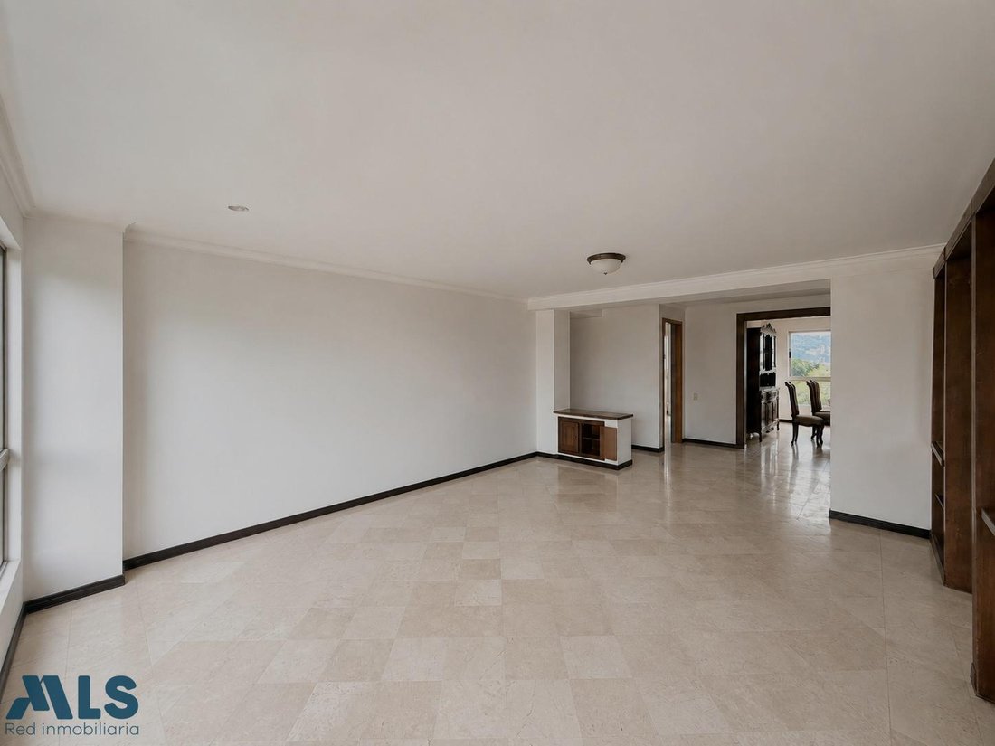Apartment in Medellín, Antioquia, Colombia 4 - 18657512