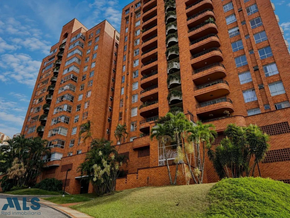 Apartment in Medellín, Antioquia, Colombia 1 - 18657512