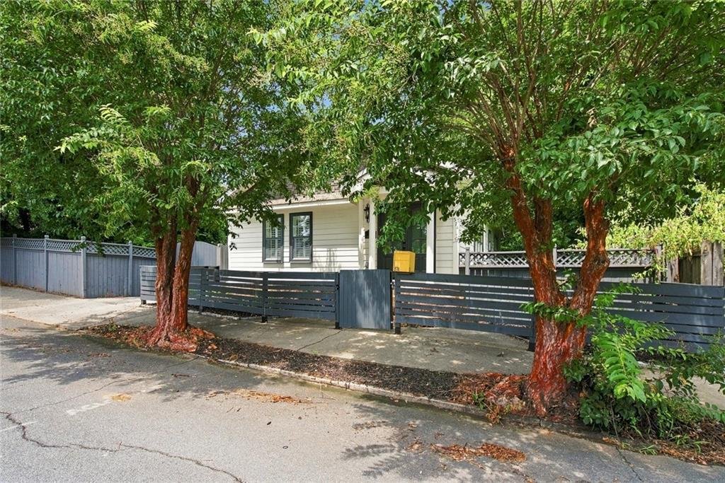 House in Atlanta, Georgia, United States 2 - 18656828