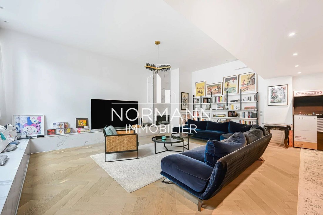 Apartment in Plateau Ouest, Suresnes, France 3 - 17302358