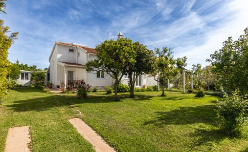 House in Lagoa De Albufeira, Setubal, Portugal 1