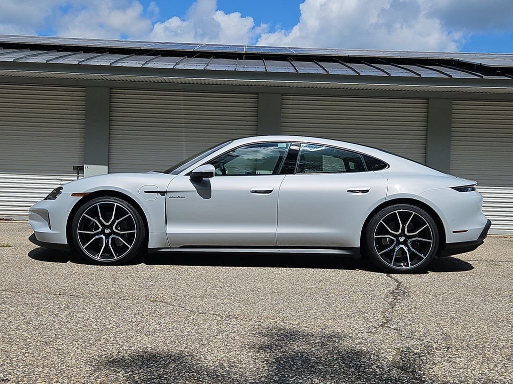 Sedan in Stratham, NH, United States 2 - 18346562