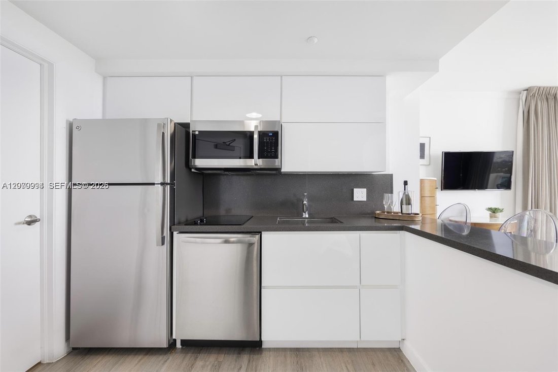 Apartment in Miami, Florida, United States 5 - 18658106