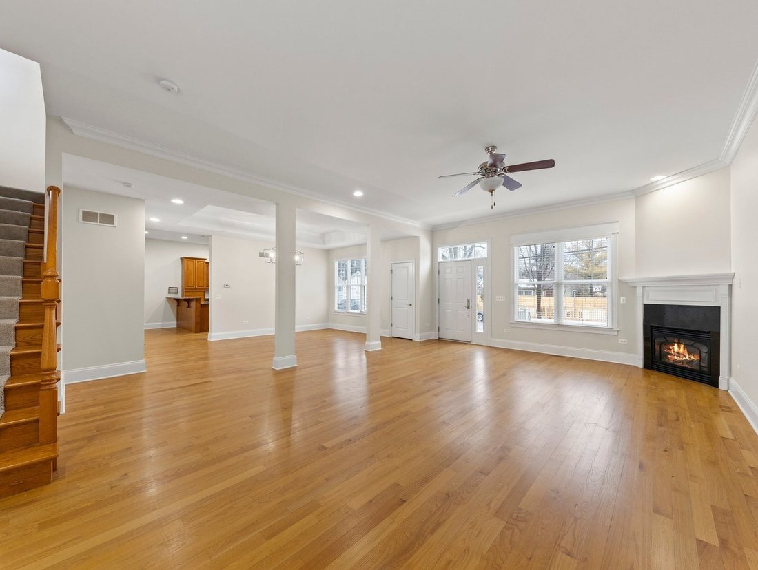 Condo in Naperville, Illinois, United States 4 - 18657973