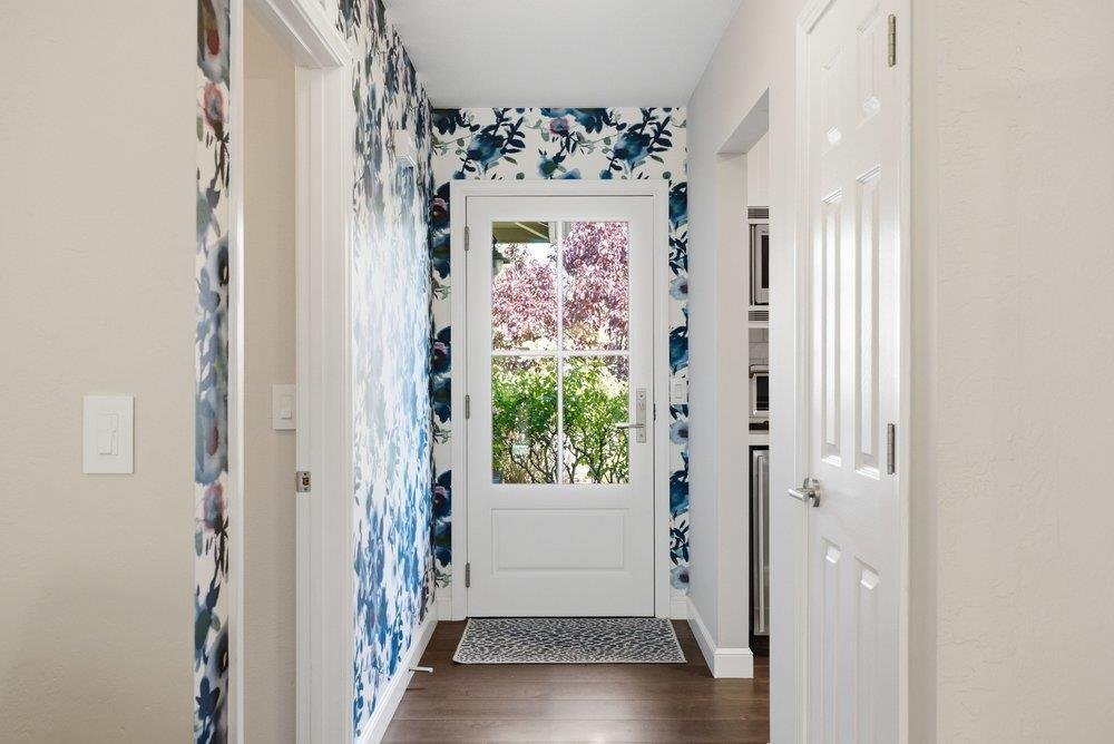 House in Los Altos Hills, California, United States 3 - 18658002